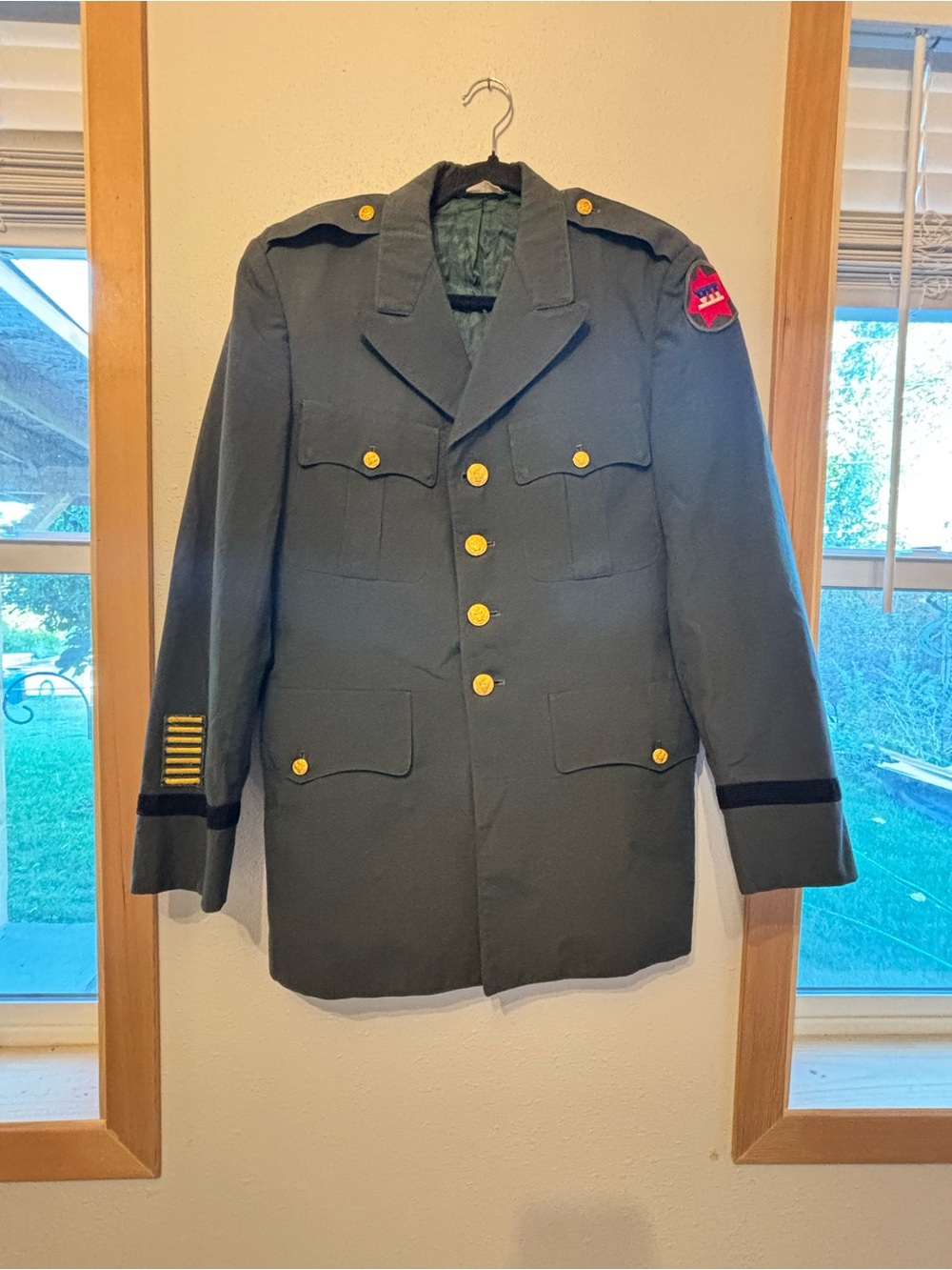 Vintage US Army Class A Green Uniform Jacket with Gold Buttons 39 Long